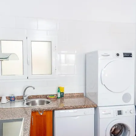 Primera Linea Playa Canteras Vistas Mar 4p By Lightbooking Apartment