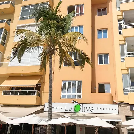 Primera Linea Playa Canteras Vistas Mar 4p By Lightbooking